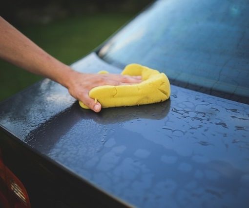 Meno costi amministrativi e del personale con il lavaggio waterless a domicilio delle flotte aziendali