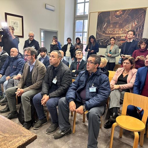 Caso Lear, Sarno (Pd) attacca la destra. “Nessun sostegno economico ai lavoratori”