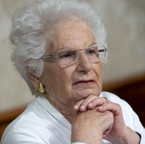 Alpignano, dal Consiglio comunale semaforo verde per la cittadinanza onoraria a Liliana Segre