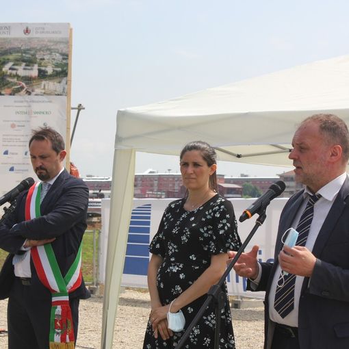 Il sindaco Montà, la sindaca Appendino e il rettore Geuna