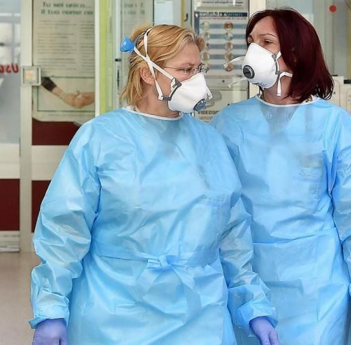 Covid: dopo lo stallo degli ultimi giorni tornano a salire i ricoverati (+78), ma in intensiva sono 3 in meno