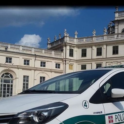 auto polizia locale - foto di repertorio auto polizia locale - foto di repertorio