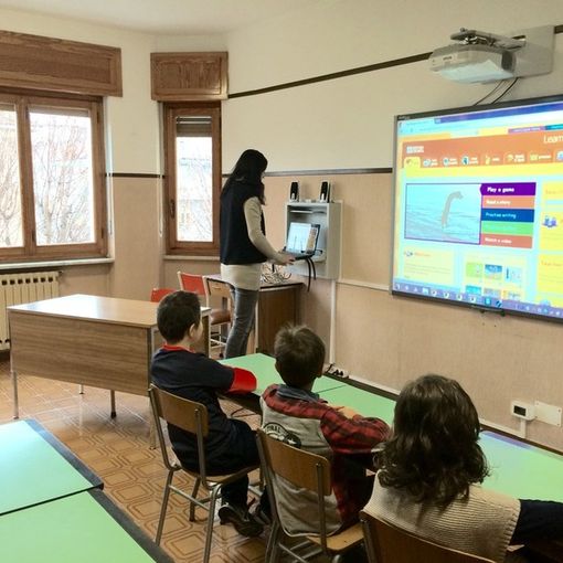 Istruzione, 100 milioni da investire in assistenza agli studenti con disabilità, in edilizia e in borse di studio