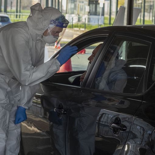 Covid, la Regione è al lavoro per garantire un prezzo calmierato dei tamponi