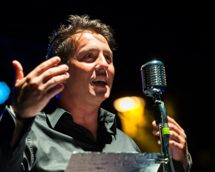 Domani sera, appuntamento al Casinò di Sanremo con Savino Zaba e il suo spettacolo musicale &quot;Canto... anche se sono stonato&quot;