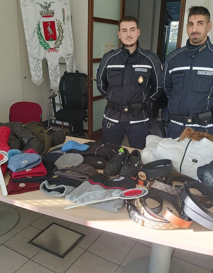 merce sequestrata a grugliasco