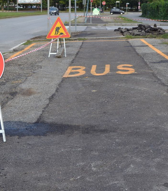 Grugliasco, nuova fermata dello scuolabus in corso Salvemini