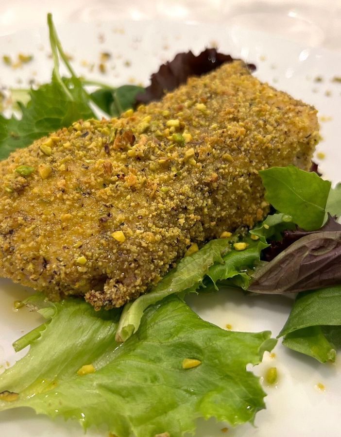 I piatti di Chef Zizzo: trancio di spada in panura di pistacchio