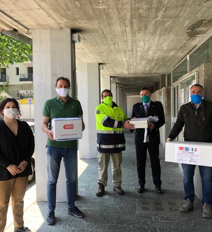 Coronavirus, donate al Comune mille mascherine da parte della Comunità Evangelica