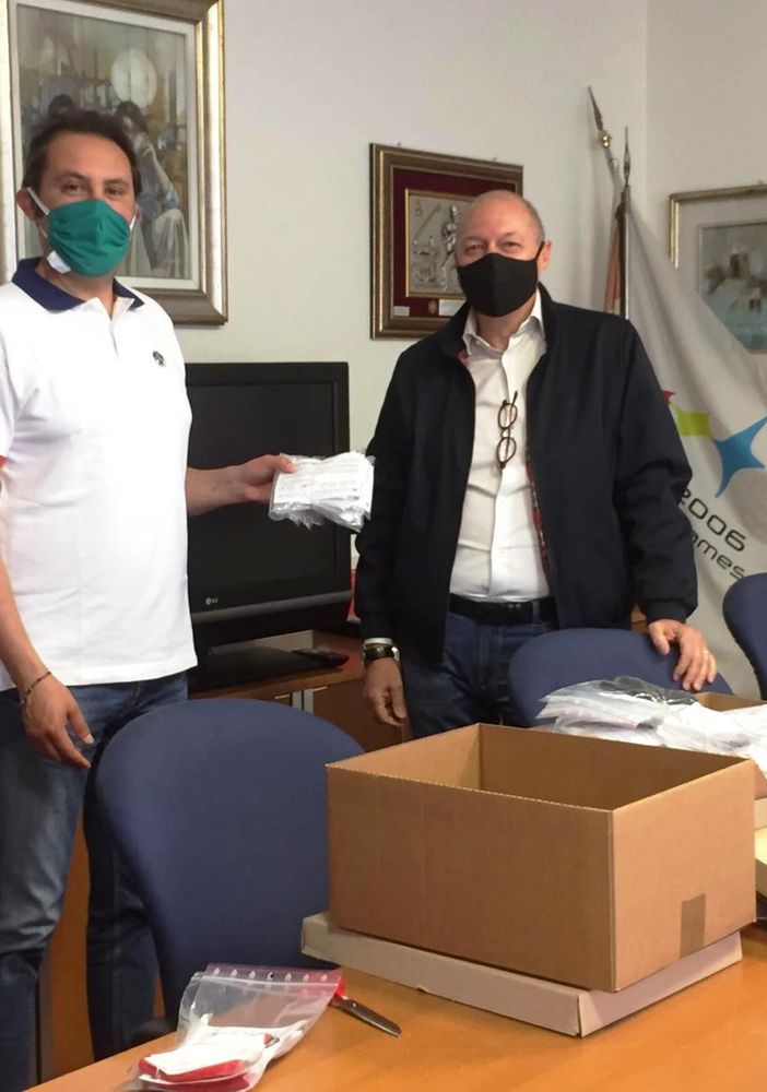 Grugliasco, dall'azienda Aunde 130 mascherine per il Comune