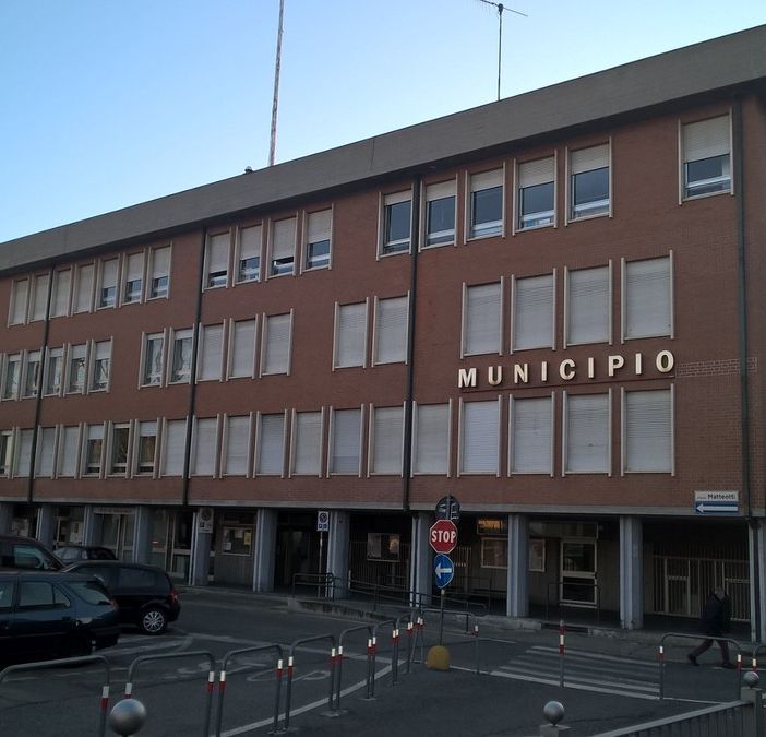 Grugliasco: gli orari estivi del Palazzo Comunale, della biblioteca Neruda e de Le Serre