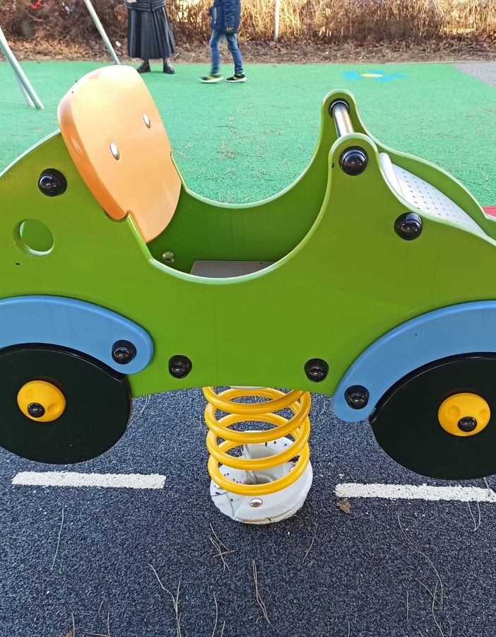 Nella cintura ovest di Torino riaprono le aree gioco