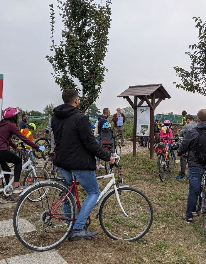 persone in bicicletta