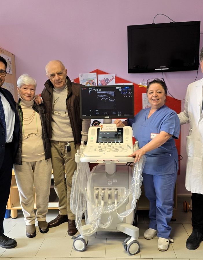 All'Ospedale di Rivoli donato un nuovissimo ecografo da una famiglia della città