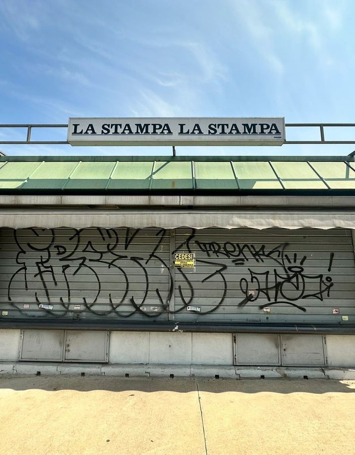 In dieci anni Torino ha detto addio a edicole, panettieri e calzolai