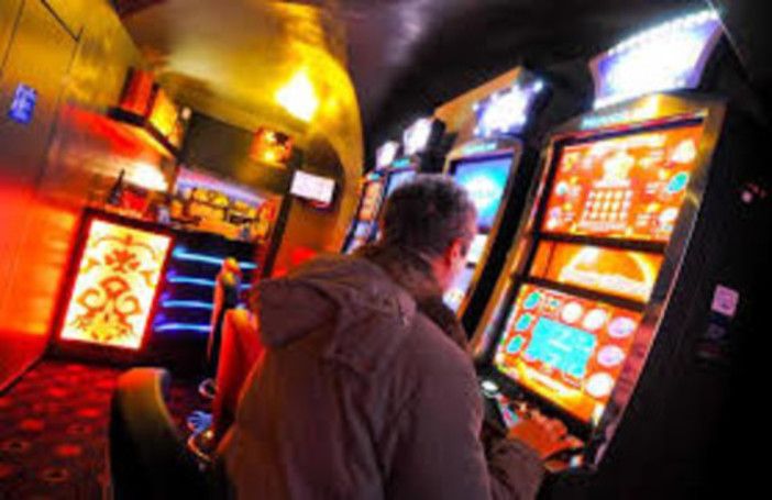 &quot;Ce la giochiamo&quot;: a Grugliasco e Collegno due incontri sul gioco d'azzardo
