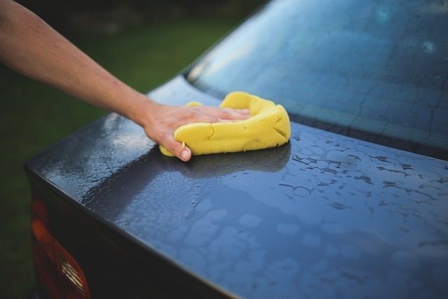 Meno costi amministrativi e del personale con il lavaggio waterless a domicilio delle flotte aziendali