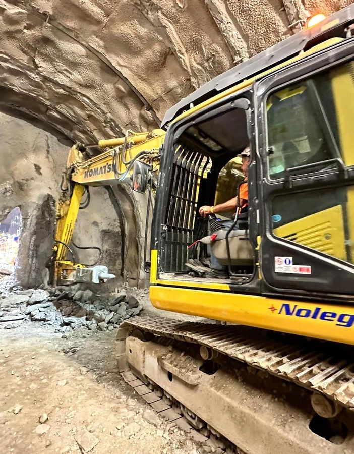 La linea 1 della metro è sempre più lunga, concluso lo scavo del tunnel a Cascine Vica: “Ora portiamola fino a Rivoli” [FOTO E VIDEO]