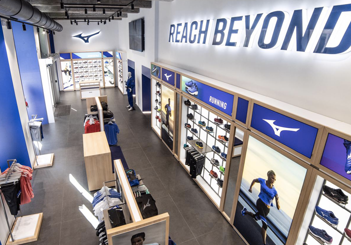 Mizuno apre il primo flagship store d’Europa a Torino