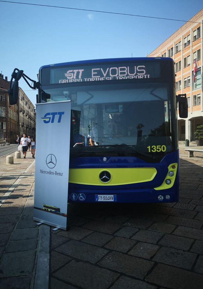 Disservizi dei bus, i sindaci della cintura di Torino all’attacco di GTT: “Situazione inaccettabile”