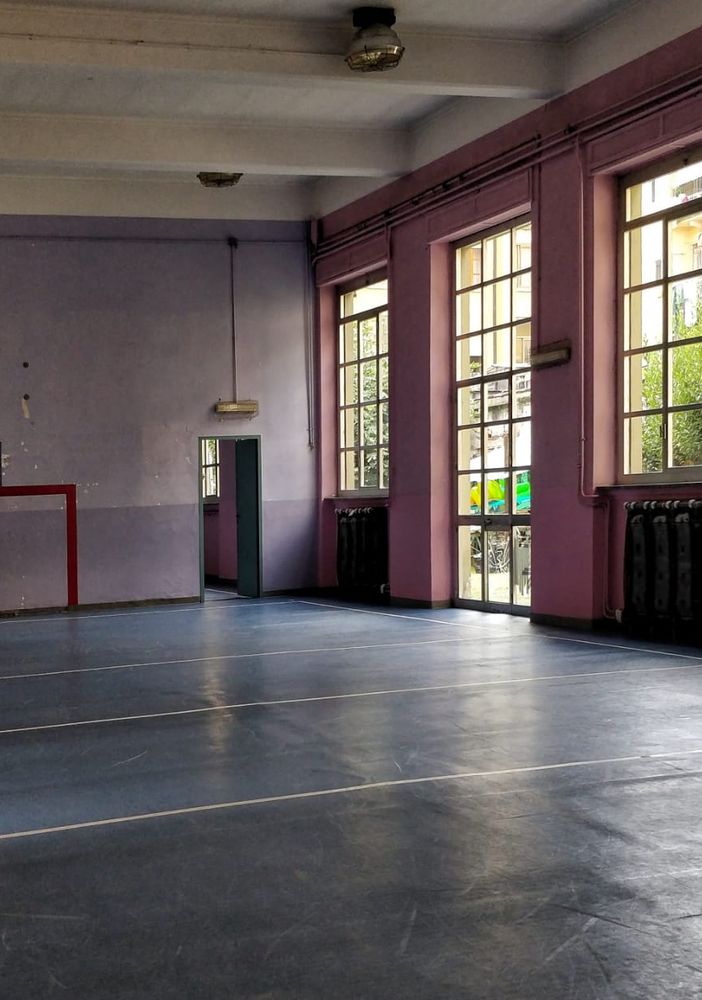 Utilizzo di locali in strutture scolastiche per altre attività, precisazione della Regione Piemonte