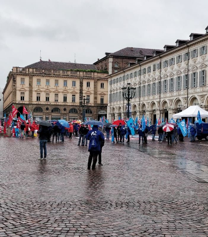 Le celebrazioni torinesi per il Primo Maggio si sono svolte nella Sala Carpanini del Comune e con un megaschermo in piazza San Carlo