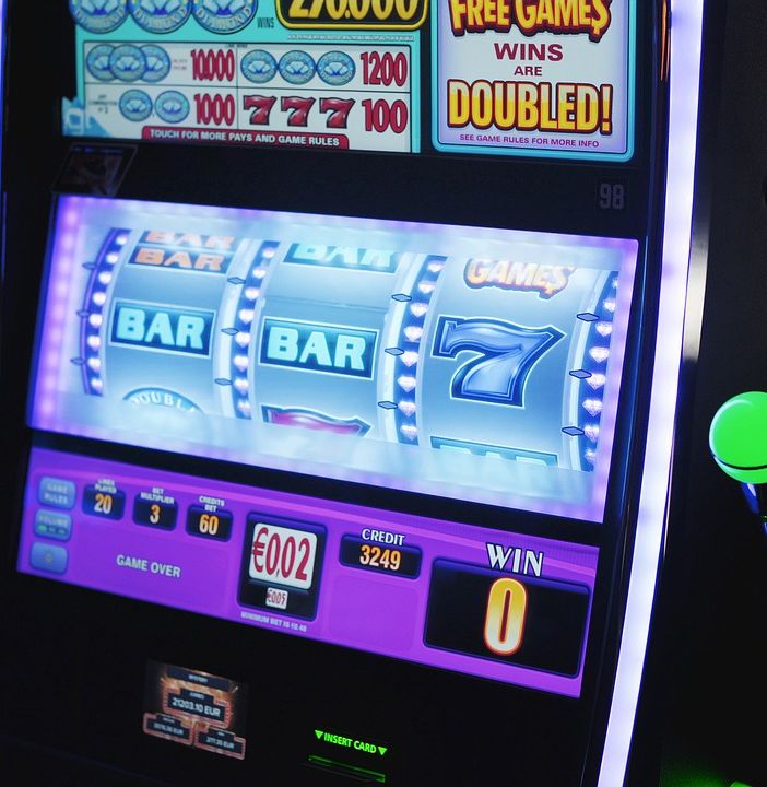 Meno slot da bar e sale a Grugliasco, le scommesse live online invece più popolari