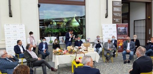 Con Autunno con Gusto torna a Ormea la Sagra dei Formaggi d’Alpeggio e Ormea dai Frutti Ritrovati (VIDEO)