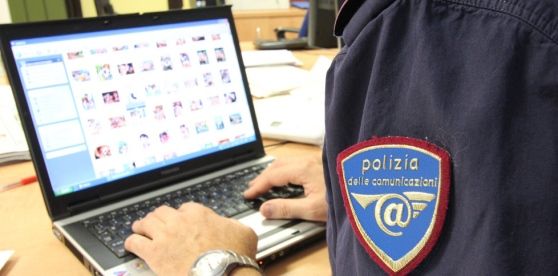 Adesca una minore su internet, ma viene scoperto dal padre della vittima: denunciato Adesca una minore su internet, ma viene scoperto dal padre della vittima: denunciato