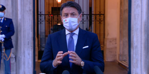 Dopo il confronto coi piccoli comuni, governo verso un ritocco al Dpcm: "Consentiti spostamenti tra Comuni a Natale e Capodanno" Dopo il confronto coi piccoli comuni, governo verso un ritocco al Dpcm: "Consentiti spostamenti tra Comuni a Natale e Capodanno"