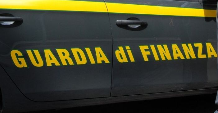 Emissioni inquinanti superiori a quelle previste dalla Ue: blitz della Gdf in alcune società del gruppo FCA
