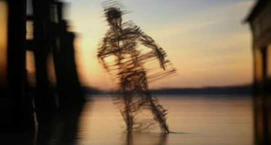 Rivoli, la mostra collettiva "Tracce Ferme: Il Ritmo Segreto della Staticità" alla Torre della Filanda Rivoli, la mostra collettiva "Tracce Ferme: Il Ritmo Segreto della Staticità" alla Torre della Filanda