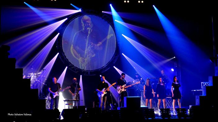 Fiera del Peperone, accanto al gusto ci sono anche le risate e la buona musica con Antonio Ornano e i Pink Sound Fiera del Peperone, accanto al gusto ci sono anche le risate e la buona musica con Antonio Ornano e i Pink Sound