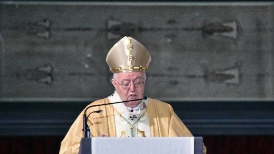 Giornata dei migranti e dei rifugiati, Nosiglia: "Nessuno va considerato straniero. Ma ai diritti devono corrispondere i doveri" Giornata dei migranti e dei rifugiati, Nosiglia: "Nessuno va considerato straniero. Ma ai diritti devono corrispondere i doveri"