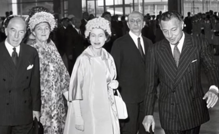 La Regina Elisabetta con Agnelli