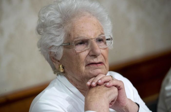 Pd: "Sigillo del Piemonte alla Segre per il Giorno della Memoria". FdI e M5S dicono sì Pd: "Sigillo del Piemonte alla Segre per il Giorno della Memoria". FdI e M5S dicono sì