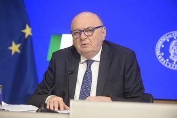 Pichetto: "Italia entra nell'Alleanza Nucleare" Pichetto: "Italia entra nell'Alleanza Nucleare"