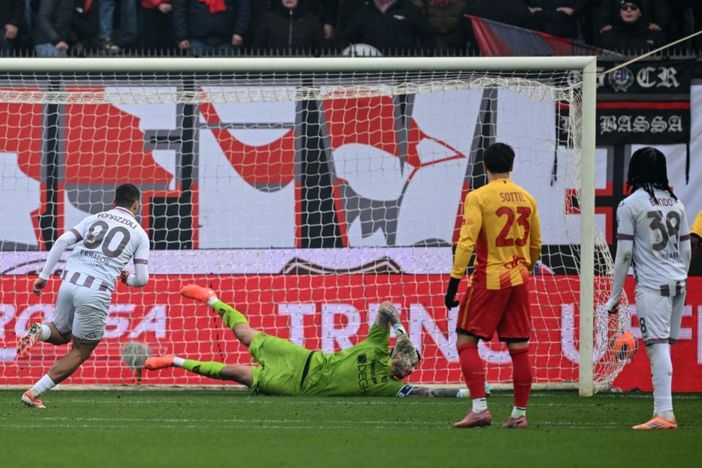 Bonazzoli-Sanabria, la Cremonese batte il Lecce 2-0 Bonazzoli-Sanabria, la Cremonese batte il Lecce 2-0