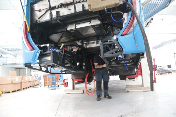 A Grugliasco la prima sede di riconversione all'elettrico dei bus