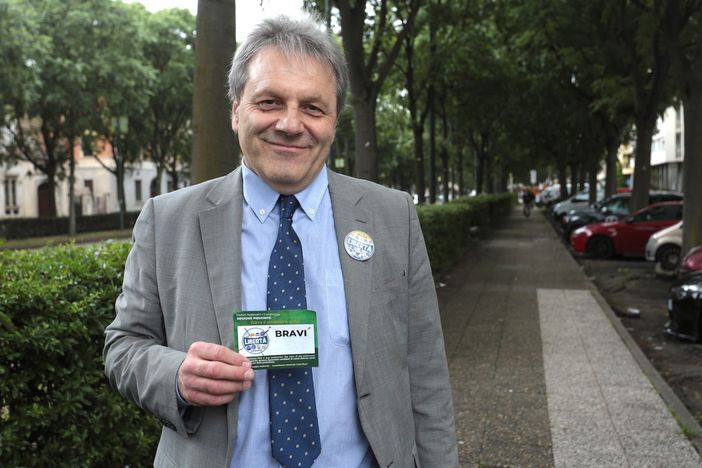 Aiuti alle famiglie, stop eutanasia e istituzione di una "moneta locale”. Le proposte di Carlo Bravi (Libertà) per il Piemonte [VIDEO]