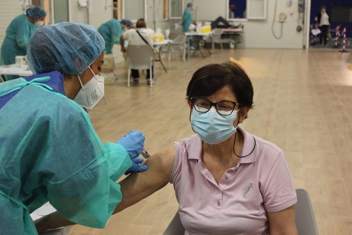 Vaccini, oggi in Piemonte somministrate oltre 37mila dosi Vaccini, oggi in Piemonte somministrate oltre 37mila dosi