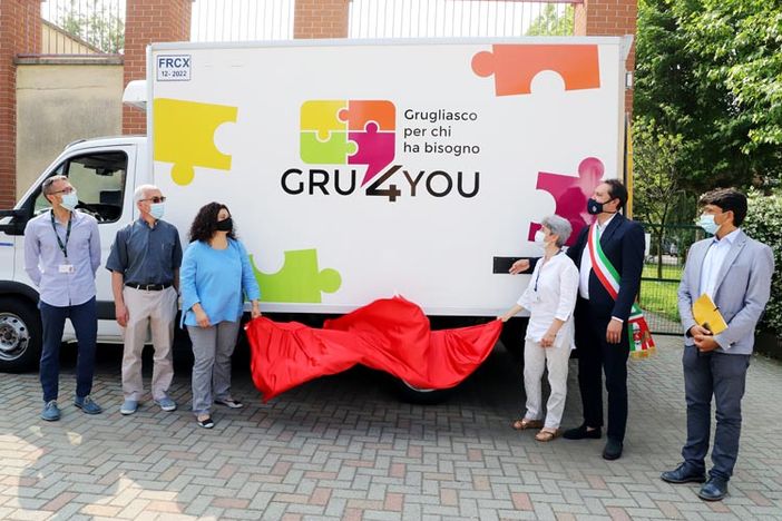 nuovo centro civico Nello Farina a Grugliasco durante un'inaugurazione