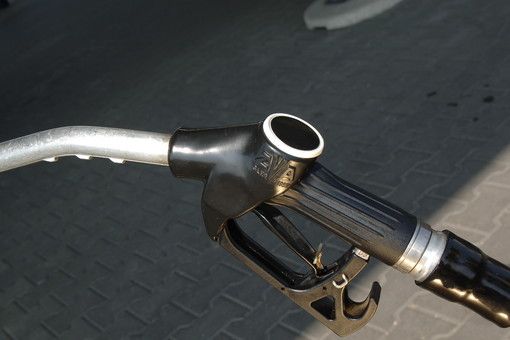 Inizio anno amaro per gli automobilisti di Torino e provincia: il 2 gennaio a secco molte stazioni Eni