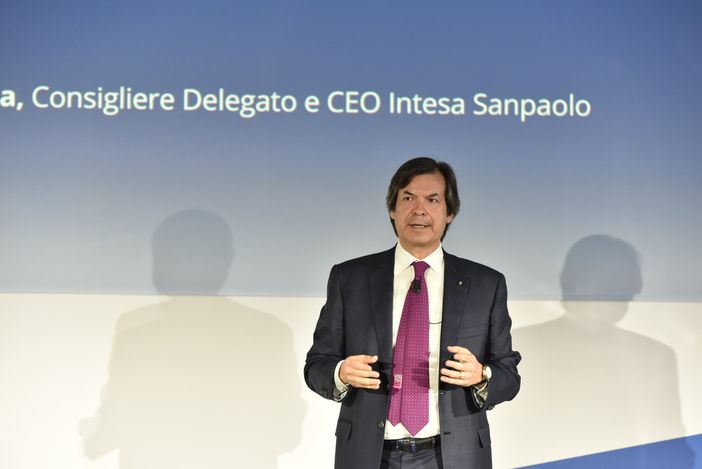 Intesa Sanpaolo - Ubi Banca: per il matrimonio arrivano oltre il 90% dei &quot;sì&quot;