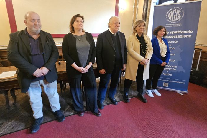 Regionali, il mondo della cultura incontra i candidati: "Erogare i contributi nel momento dell'assegnazione" Regionali, il mondo della cultura incontra i candidati: "Erogare i contributi nel momento dell'assegnazione"