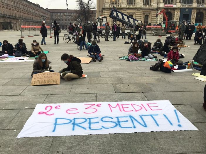 Seconda e terza media, il Tar dà ragione a Cirio: si va avanti con la didattica a distanza. Il governatore: "Ha vinto il buonsenso" Seconda e terza media, il Tar dà ragione a Cirio: si va avanti con la didattica a distanza. Il governatore: "Ha vinto il buonsenso"