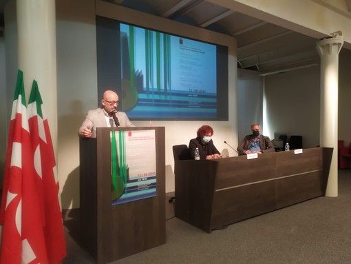 Cingolani: &quot;Il prossimo trimestre la bolletta elettrica aumenterà del 40%, queste cose vanno dette&quot; [VIDEO]