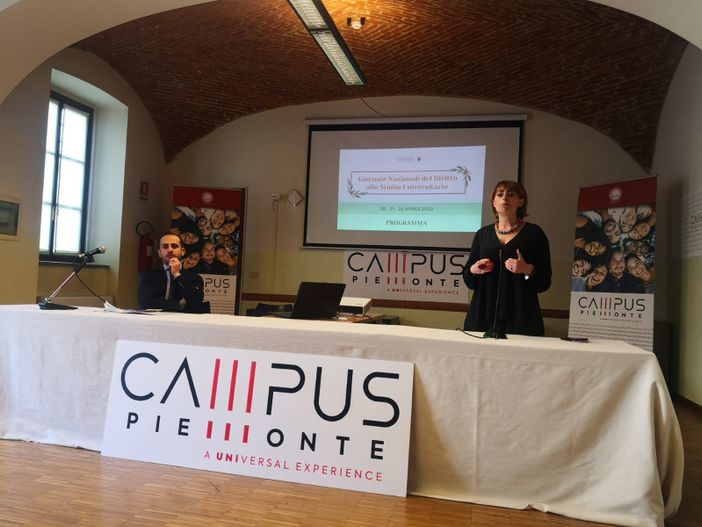 Borse di studio, prestiti e residenze. In piazza i servizi di Edisu Piemonte: "Studiare all'università non è un privilegio" Borse di studio, prestiti e residenze. In piazza i servizi di Edisu Piemonte: "Studiare all'università non è un privilegio"