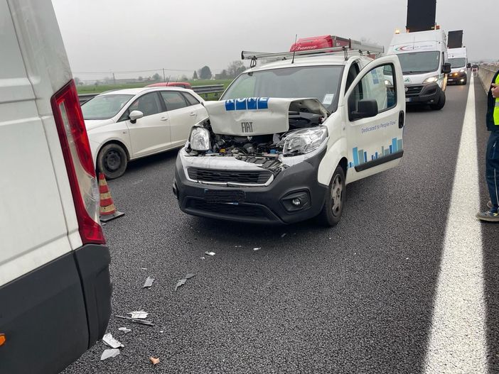 auto in tamponamento auto in tamponamento