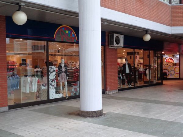 vetrine negozi grugliasco vetrine negozi grugliasco